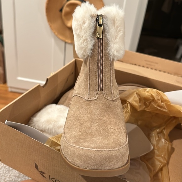 Ladies suede heel booties - Picture 3 of 4